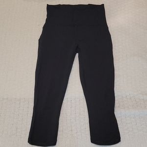 Lululemon High waisted Crop Legging with Side Mesh